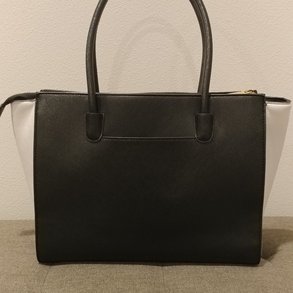 Anne Klein Chevron Purse - Picture 2 of 4